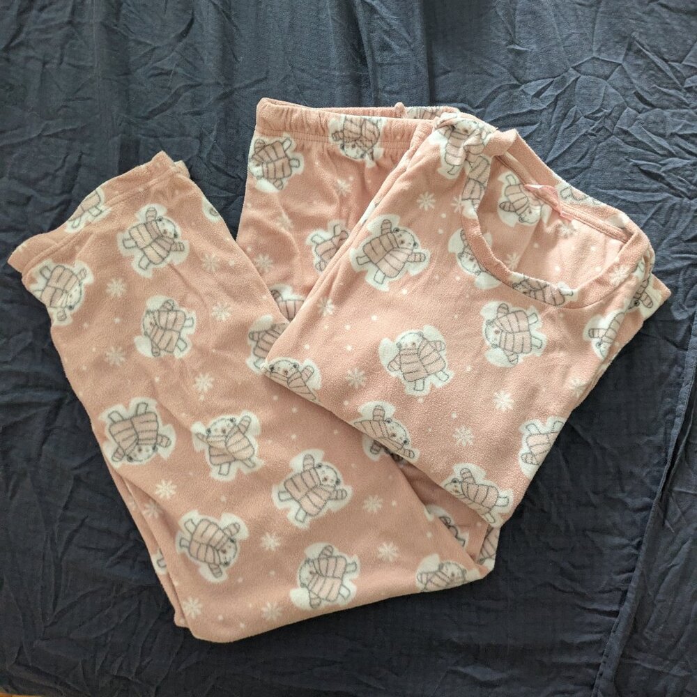 Adorable, Soft and Cozy La Vie en Rose Pajamas (Size M)